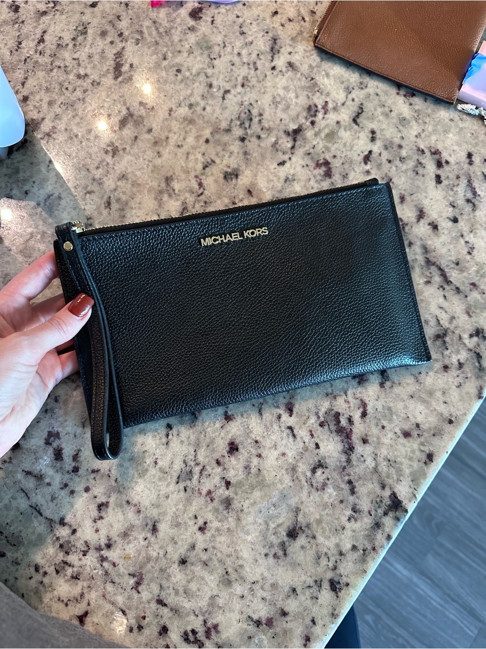 Michael Kors Jet Set Large Women Leather Top Zip Clutch Wristlet Wallet